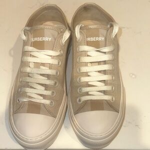 Burberry Tan and White Casual Sneakers